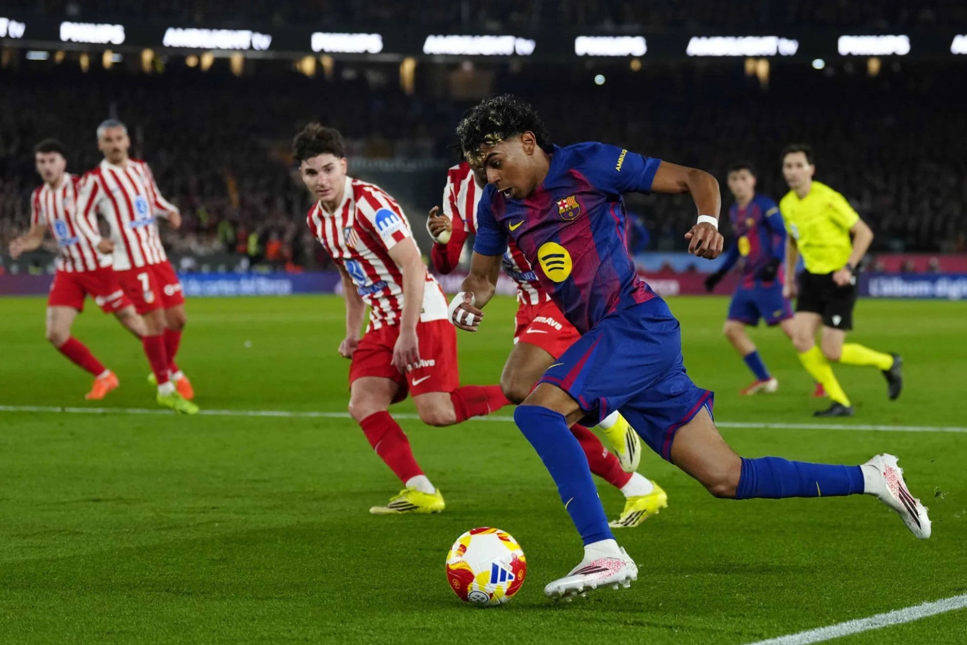 El Clásico del Camp Nou se acera: Barcelona y Atlético de Madrid listos para la Champions