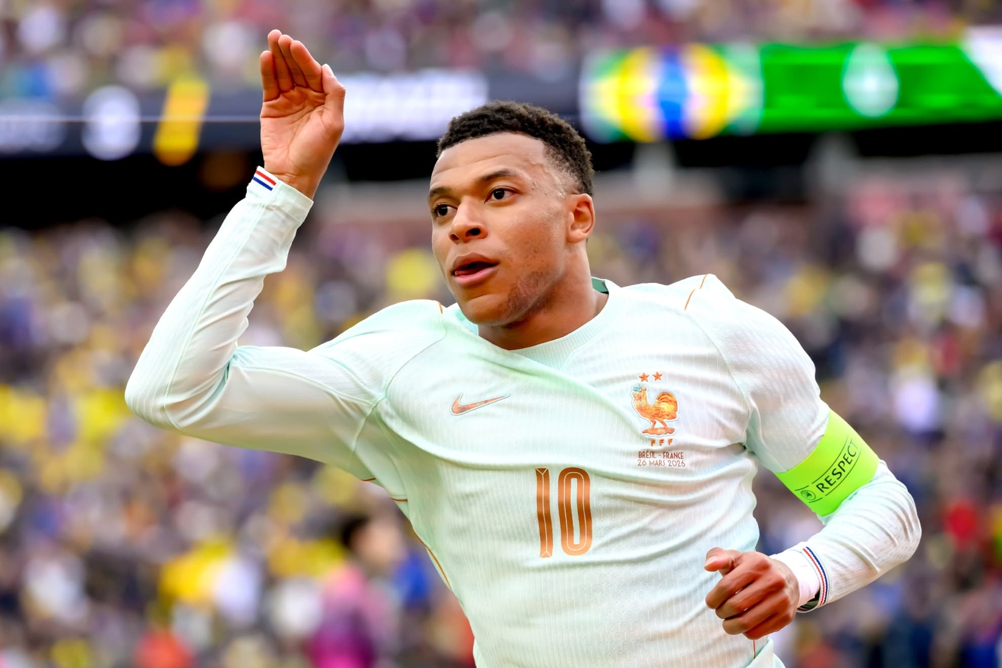 Mbappé enfatiza su dedicación al Real Madrid ante rumores de incertidumbre